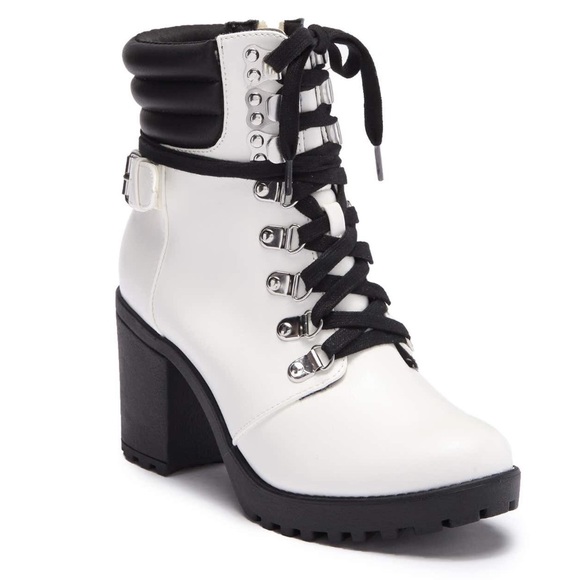 Mia lace up boots - Picture 6 of 8